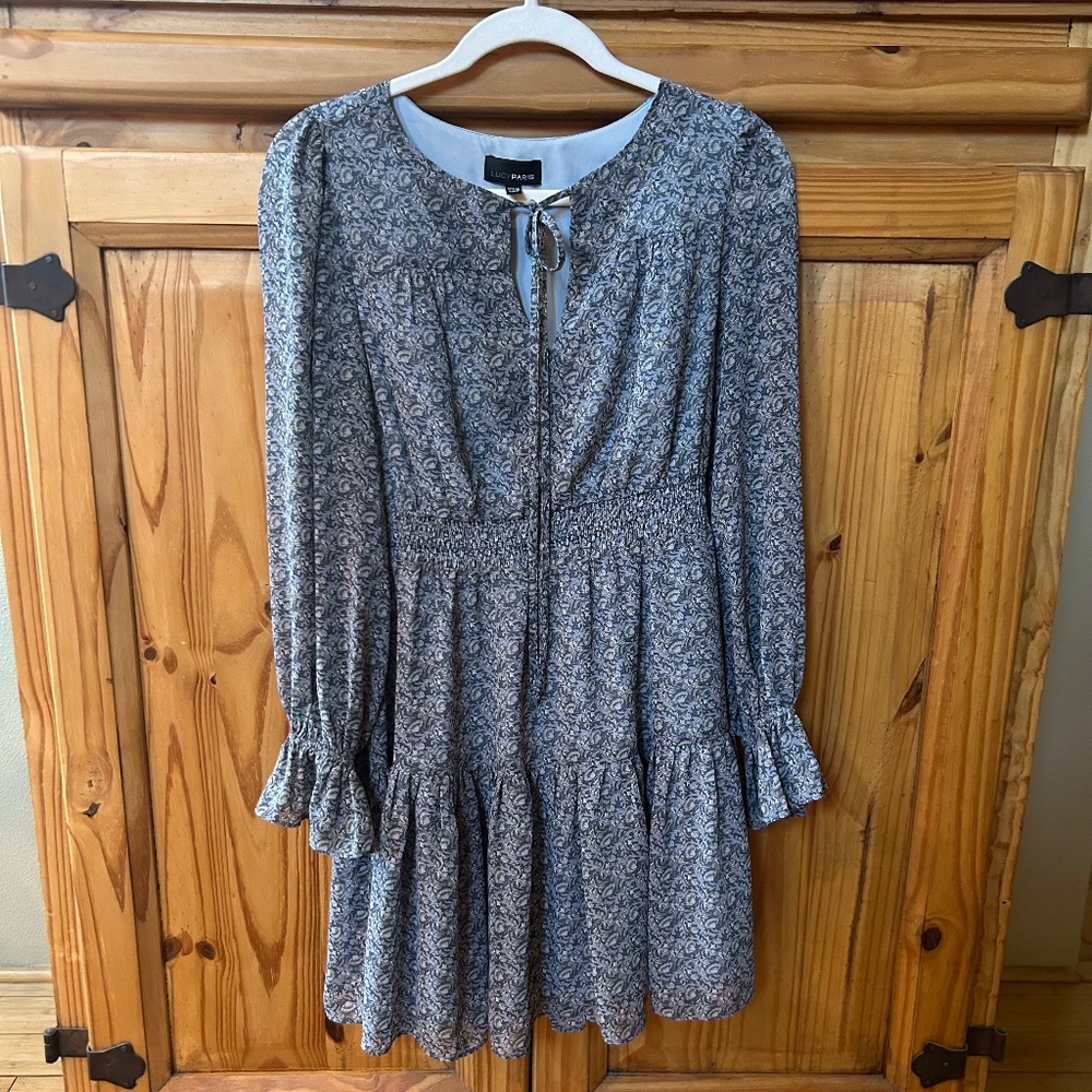 Lucy Paris Dress Grey Paisley Print Ruffle Sleeve Midi Women's Size XS